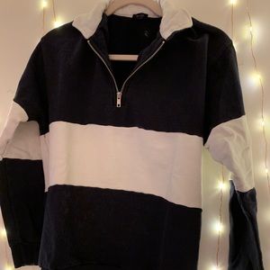 BRANDY MELVILLE sweatshirt